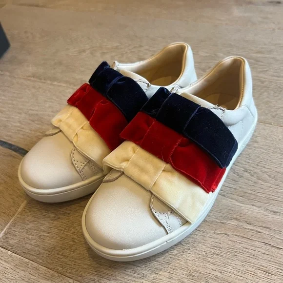 New Gucci velvet bow cream leather sneakers